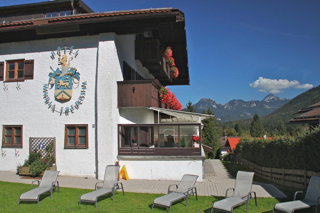 Gastehaus Maria Theresia Hotel Garni Шлирзе Экстерьер фото