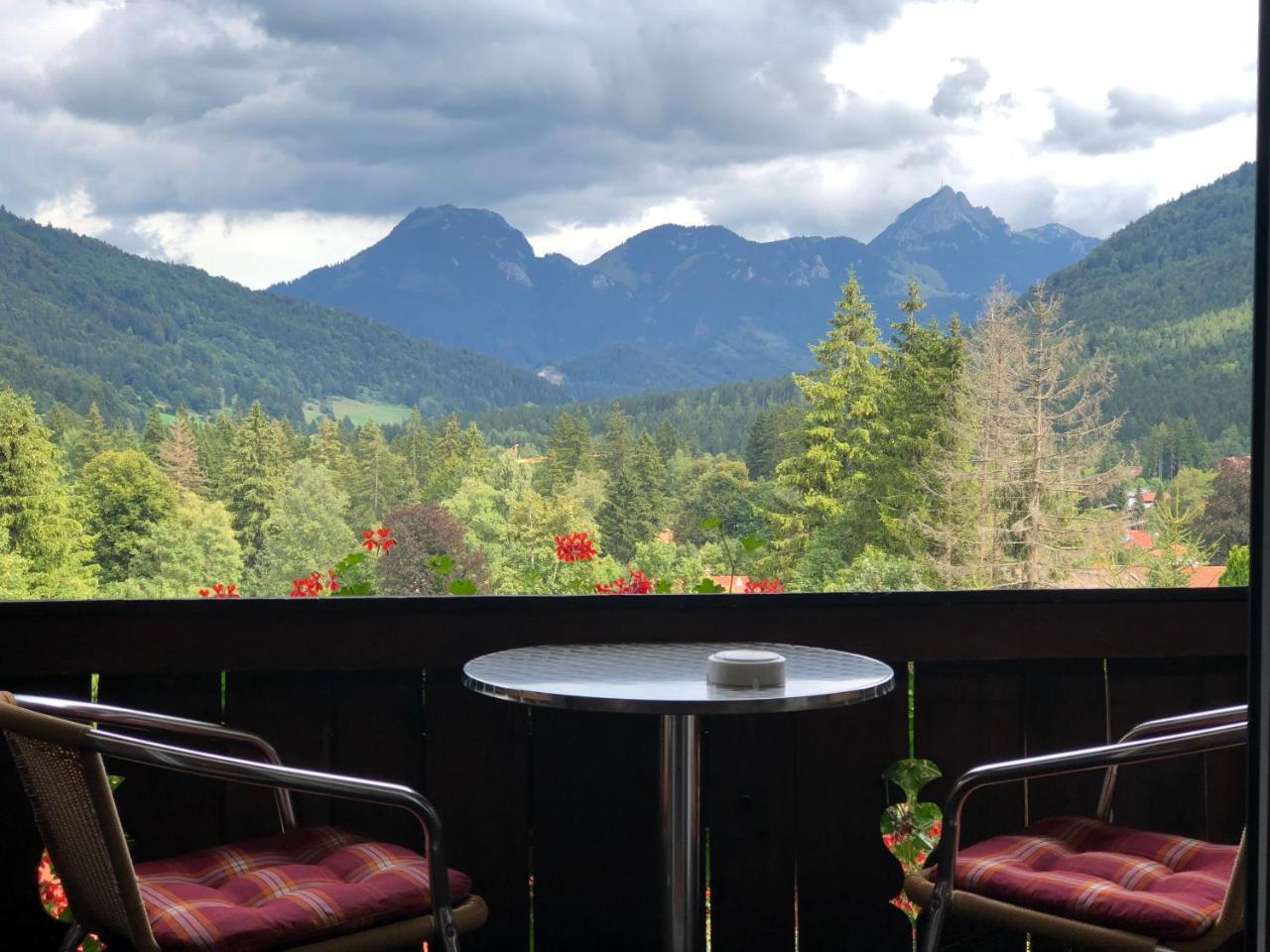 Gastehaus Maria Theresia Hotel Garni Шлирзе Экстерьер фото