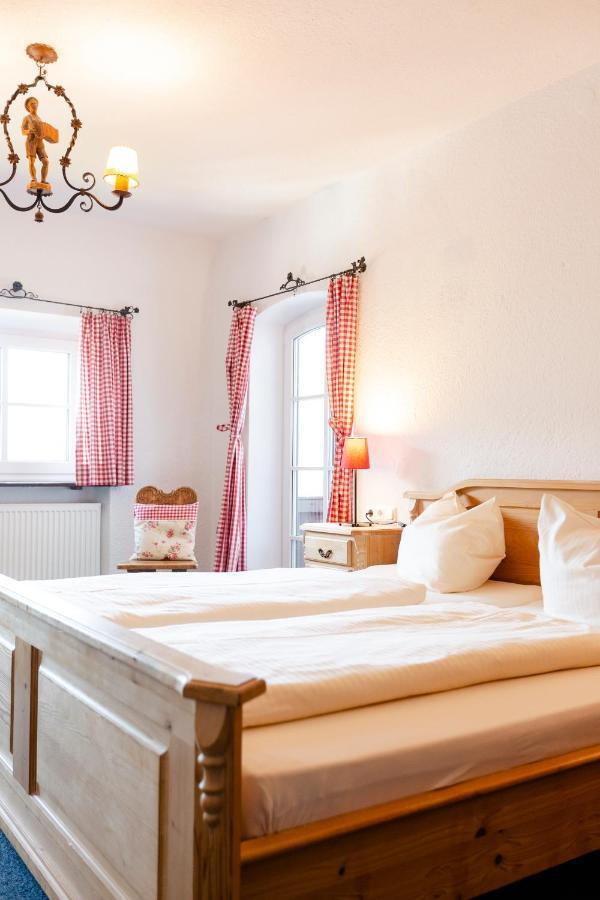 Gastehaus Maria Theresia Hotel Garni Шлирзе Экстерьер фото
